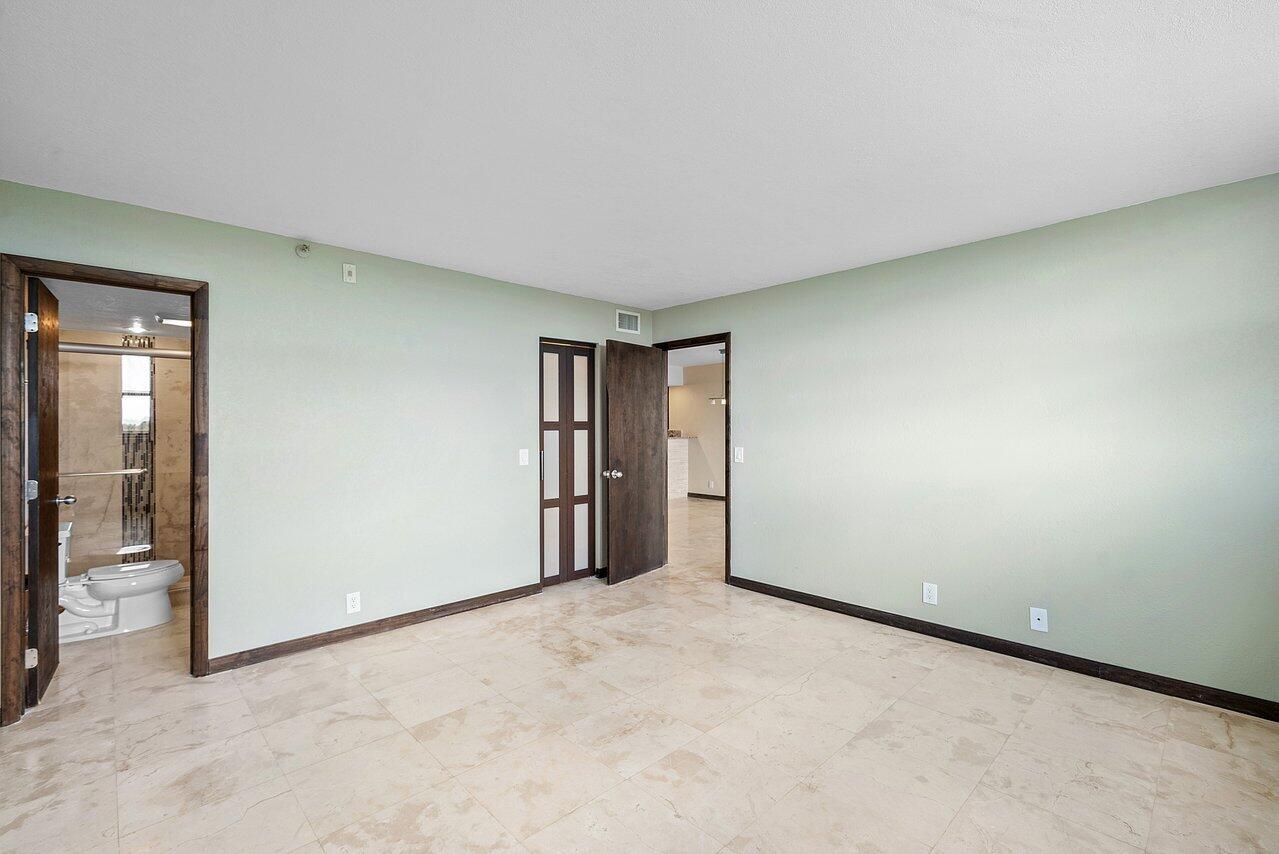 DEER CREEK COUNTRY CLUB - Residential