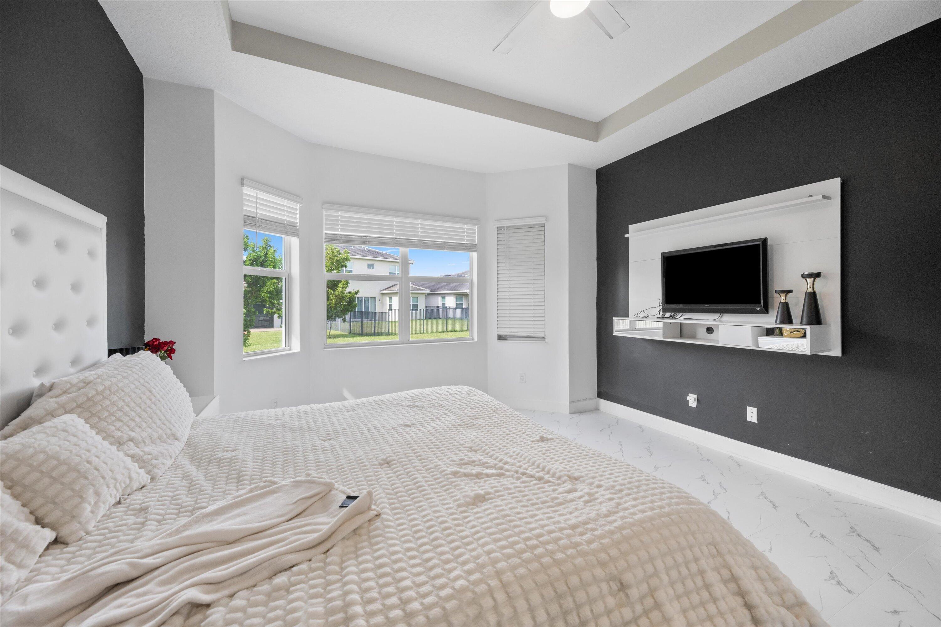 GROVES OF WESTLAKE - Residential