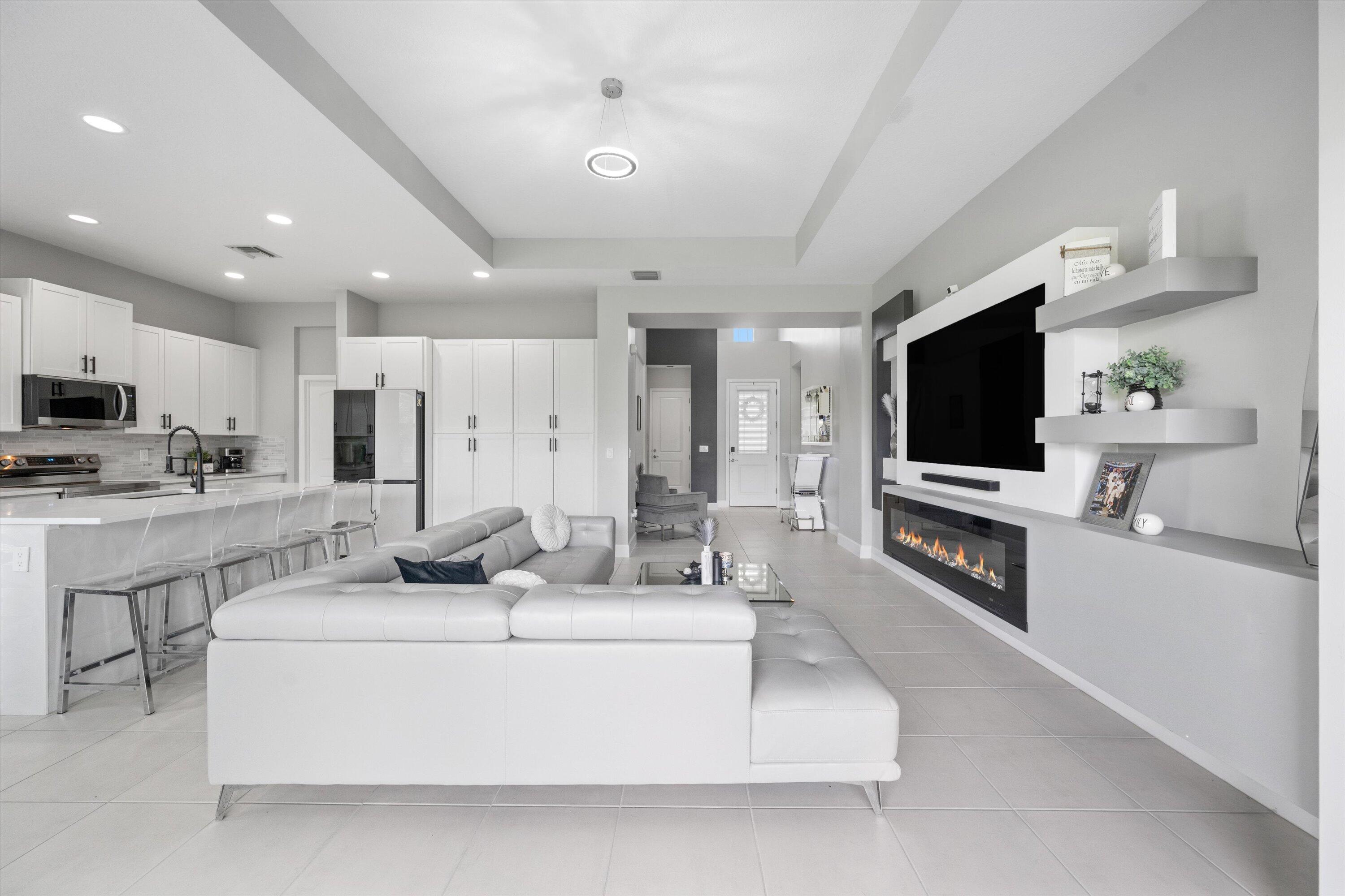 GROVES OF WESTLAKE - Residential