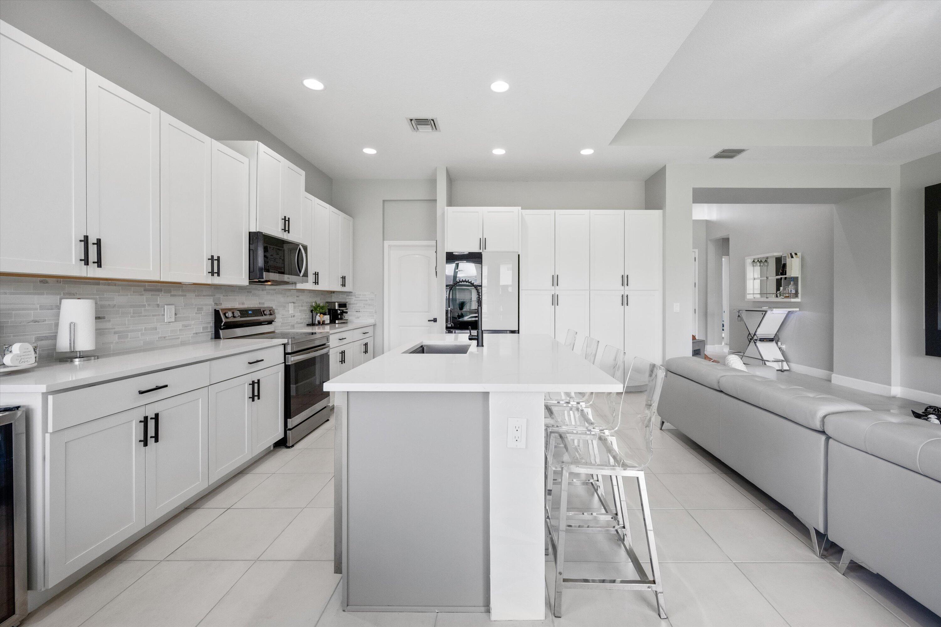 GROVES OF WESTLAKE - Residential