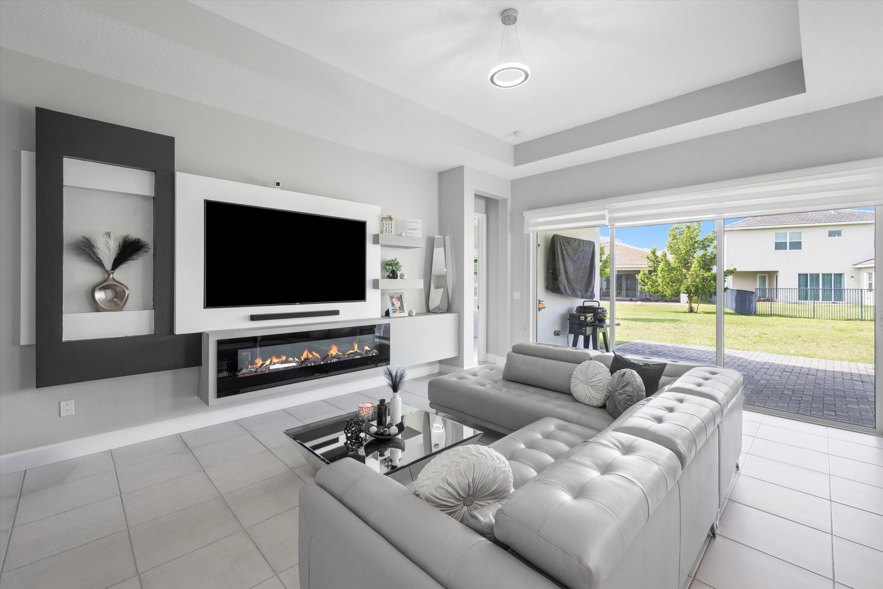 GROVES OF WESTLAKE - Residential