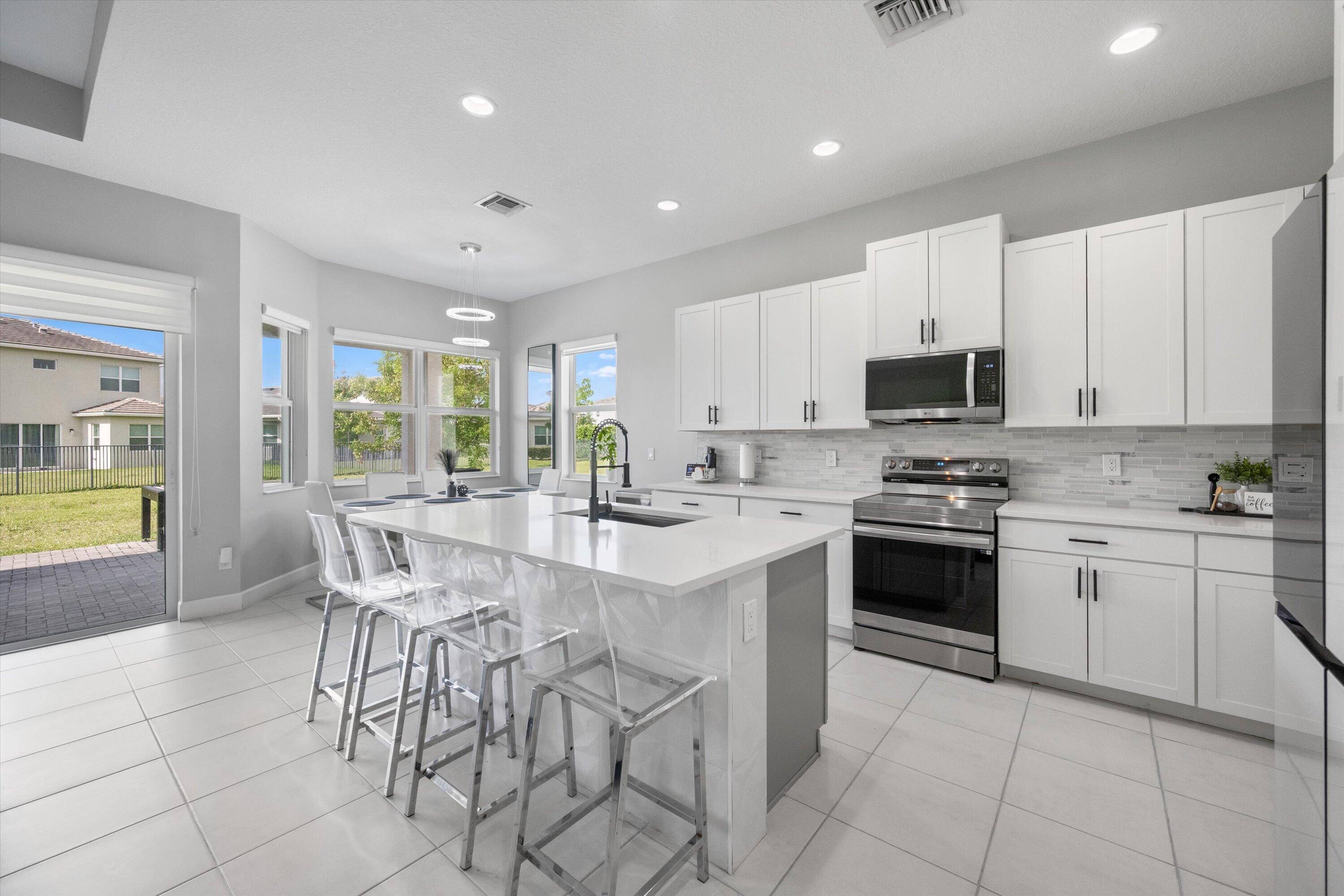 GROVES OF WESTLAKE - Residential