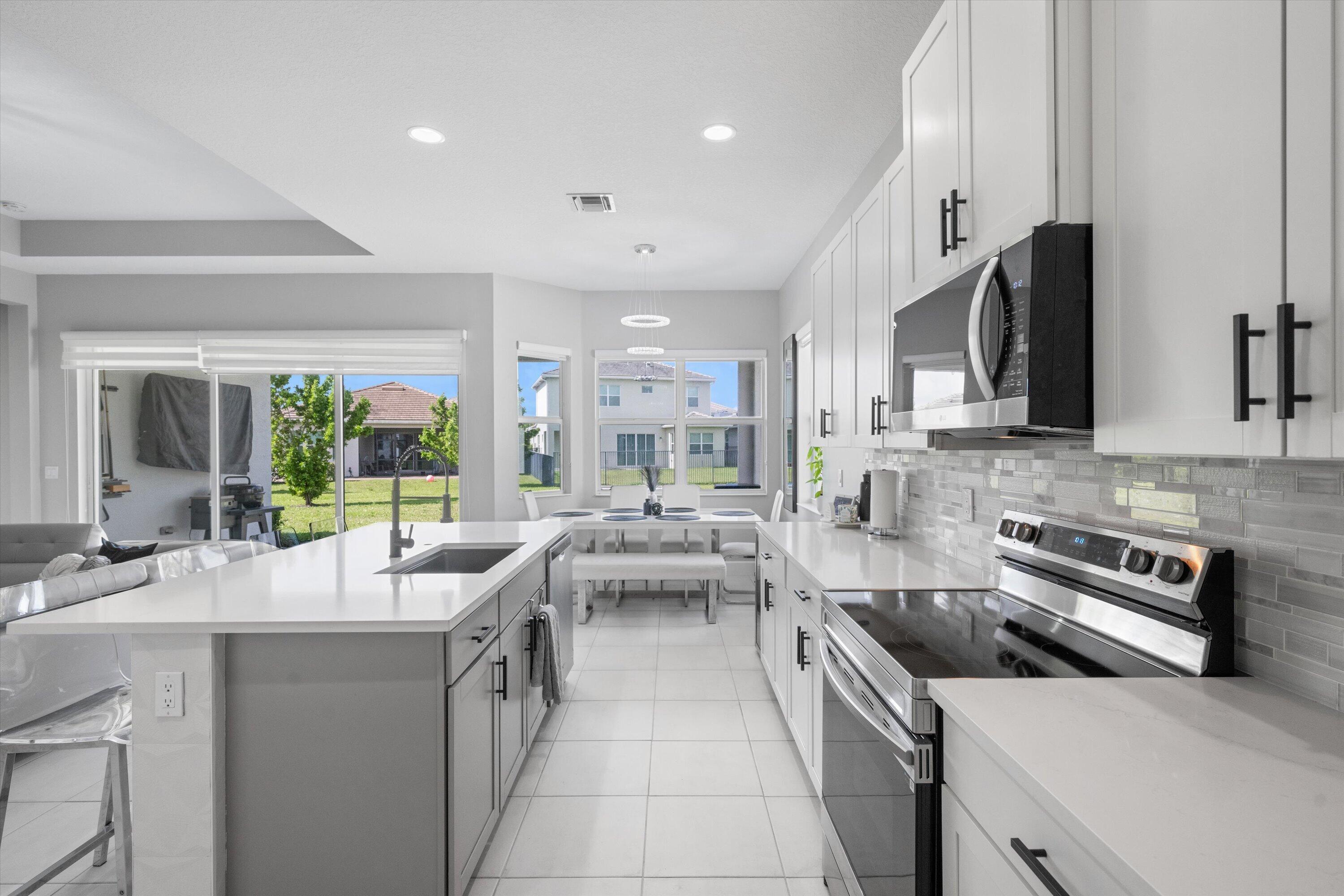 GROVES OF WESTLAKE - Residential