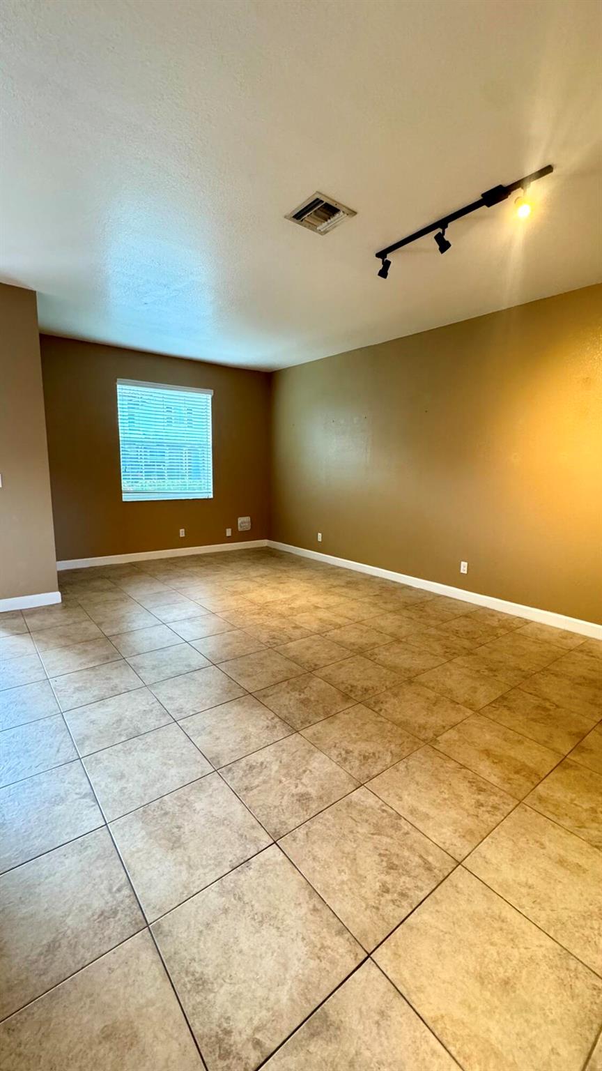 4324 Maybelle Lane