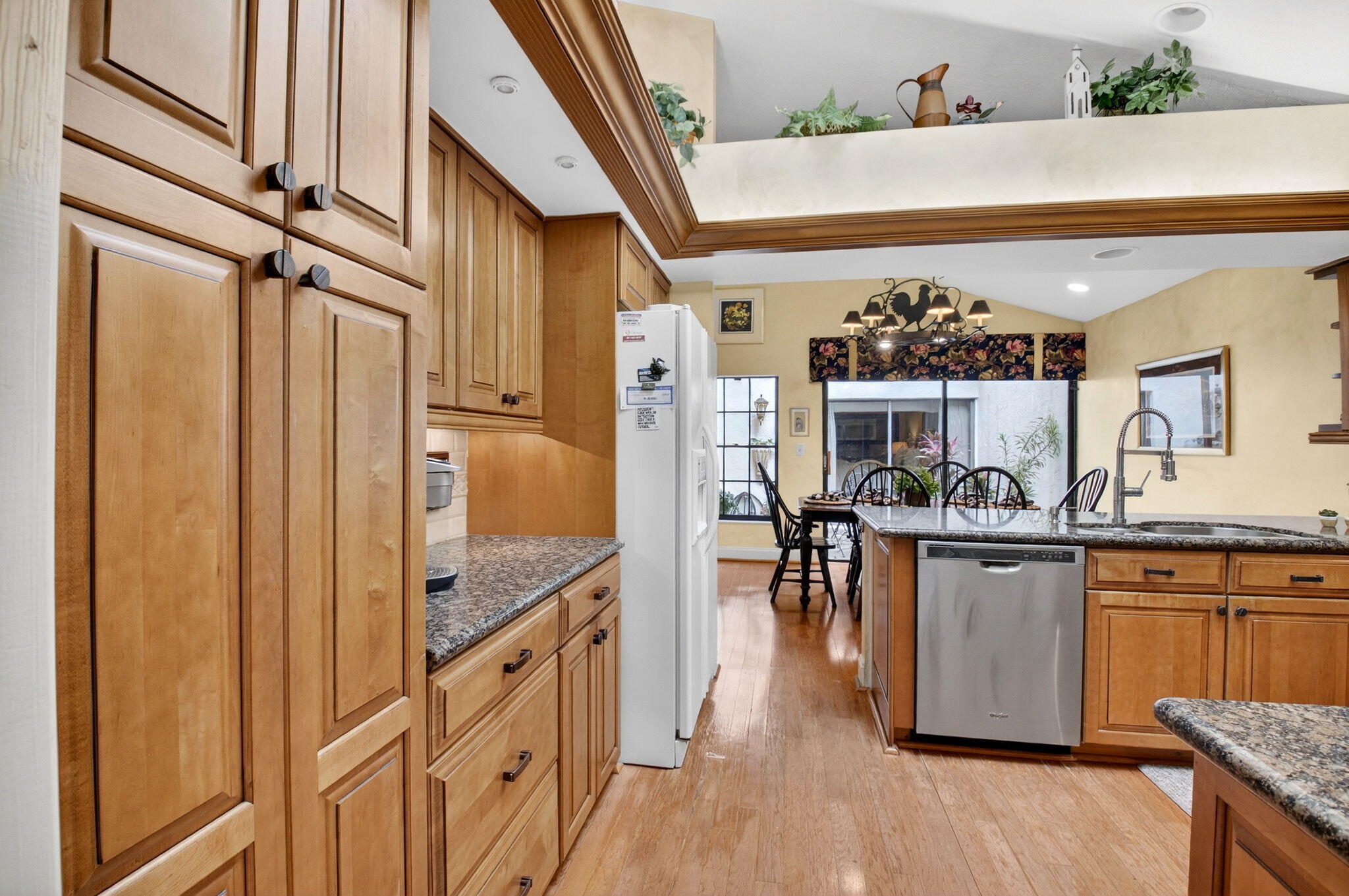 TOWN PLACE CLUB VILLAS - Residential