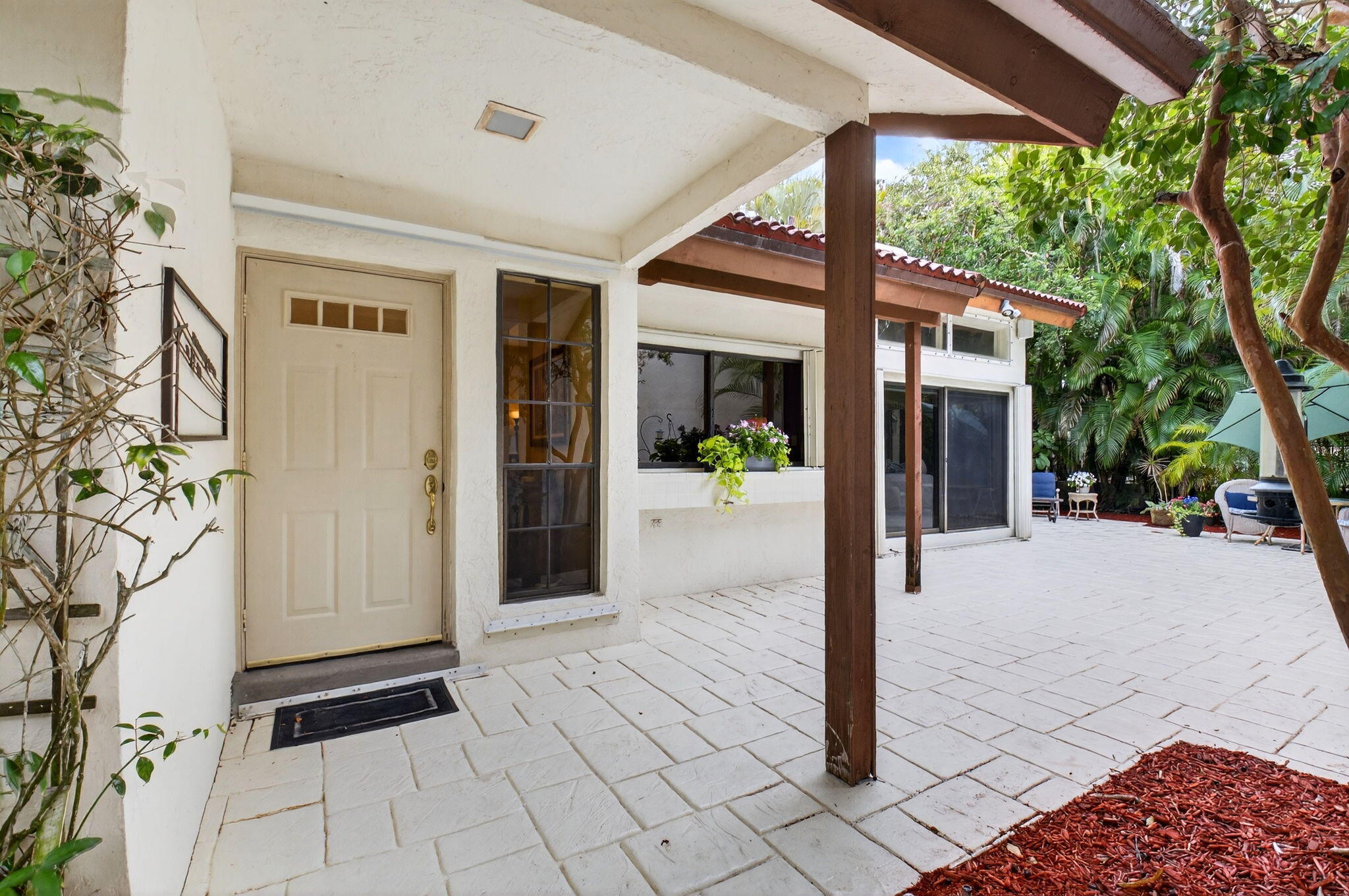 TOWN PLACE CLUB VILLAS - Residential