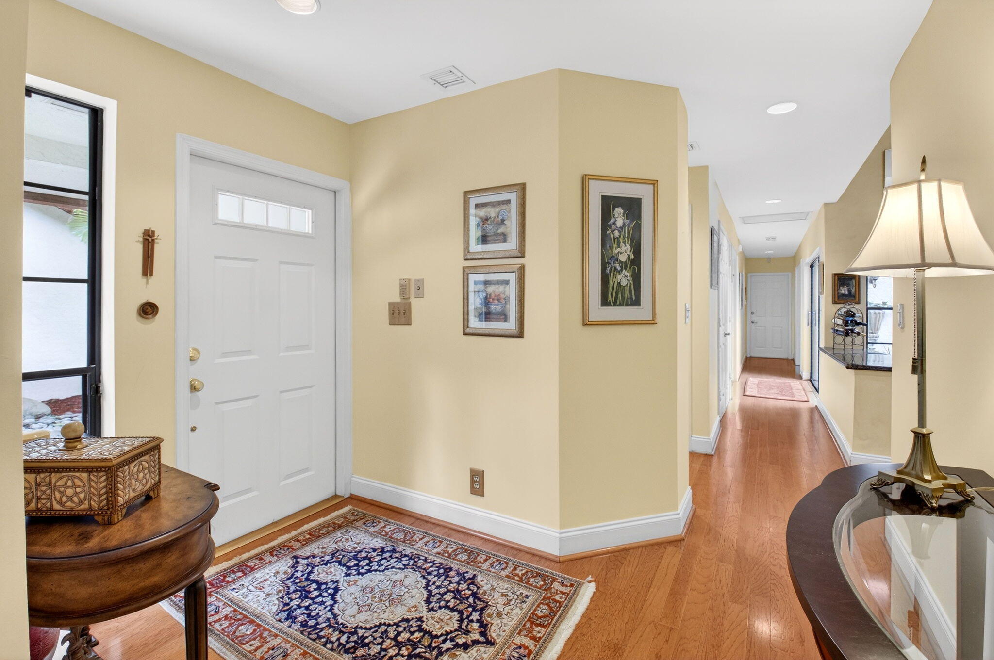 TOWN PLACE CLUB VILLAS - Residential