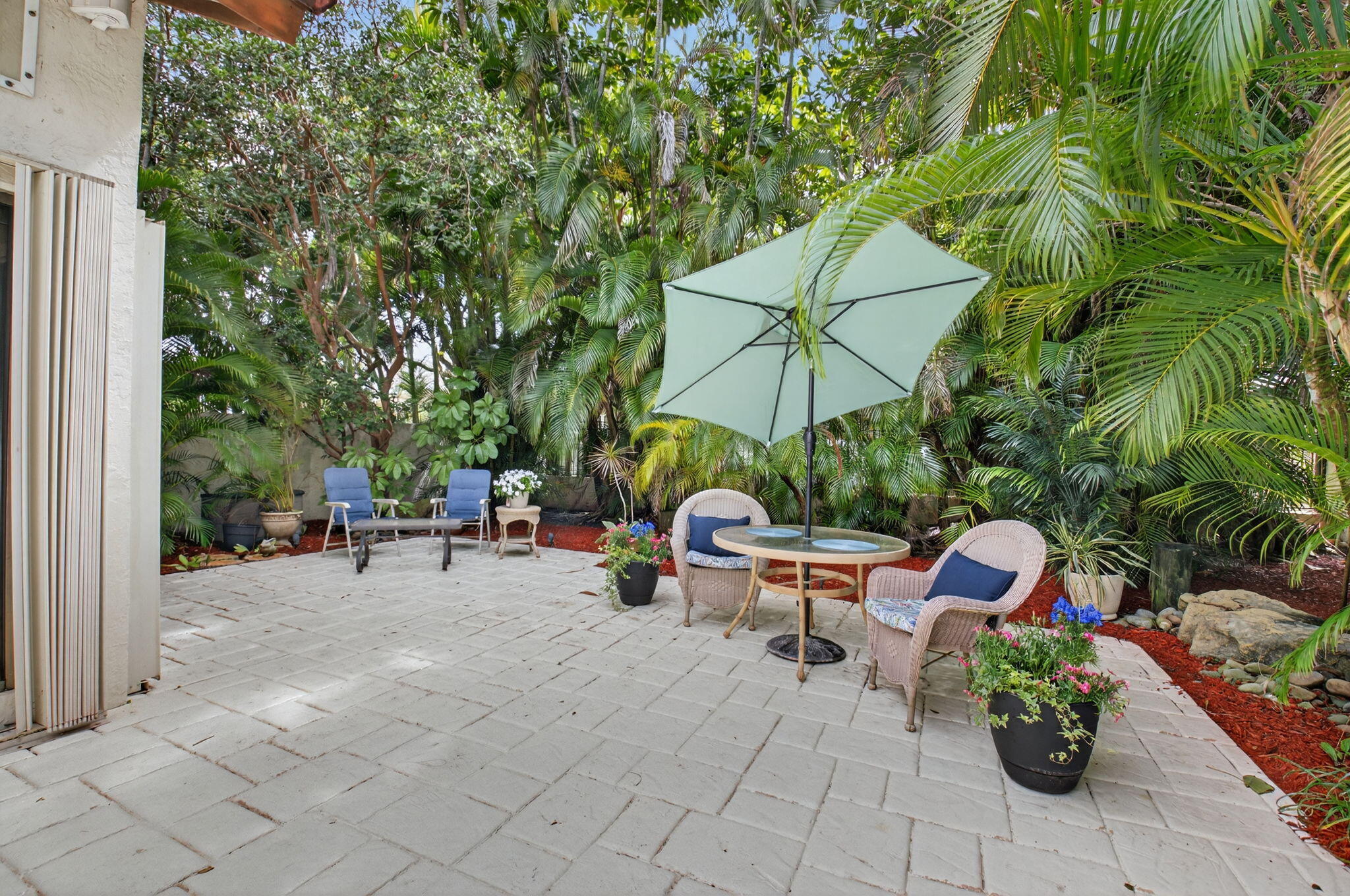 TOWN PLACE CLUB VILLAS - Residential