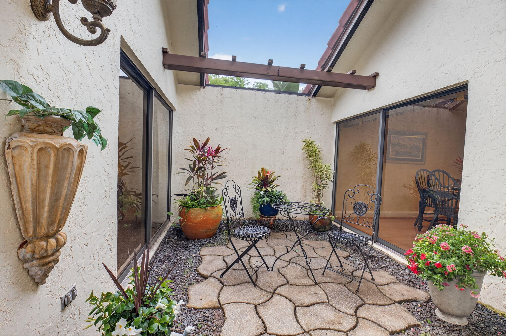 TOWN PLACE CLUB VILLAS - Residential