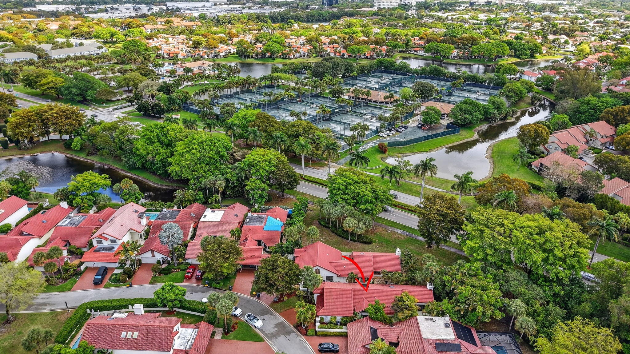 TOWN PLACE CLUB VILLAS - Residential