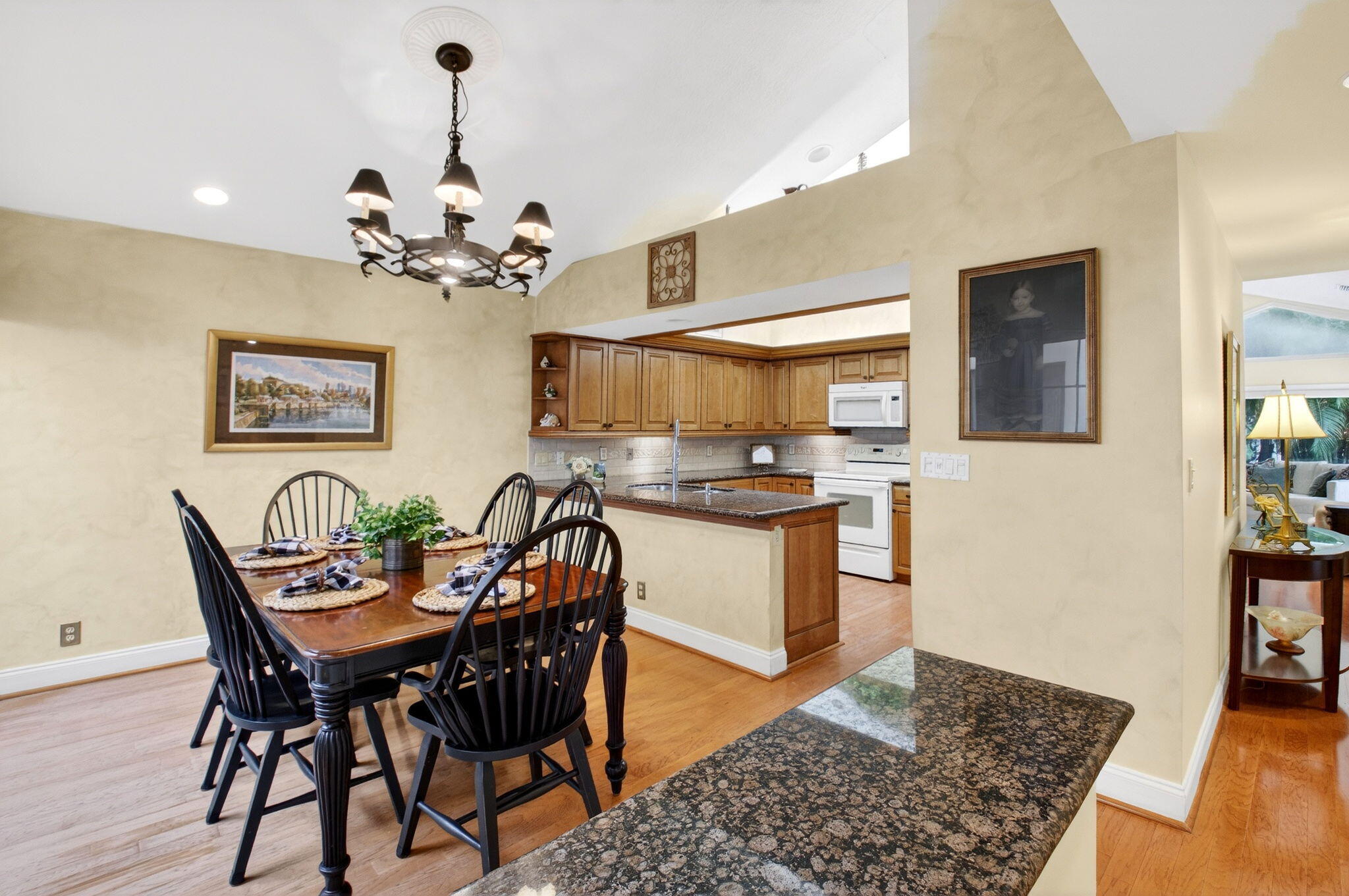 TOWN PLACE CLUB VILLAS - Residential