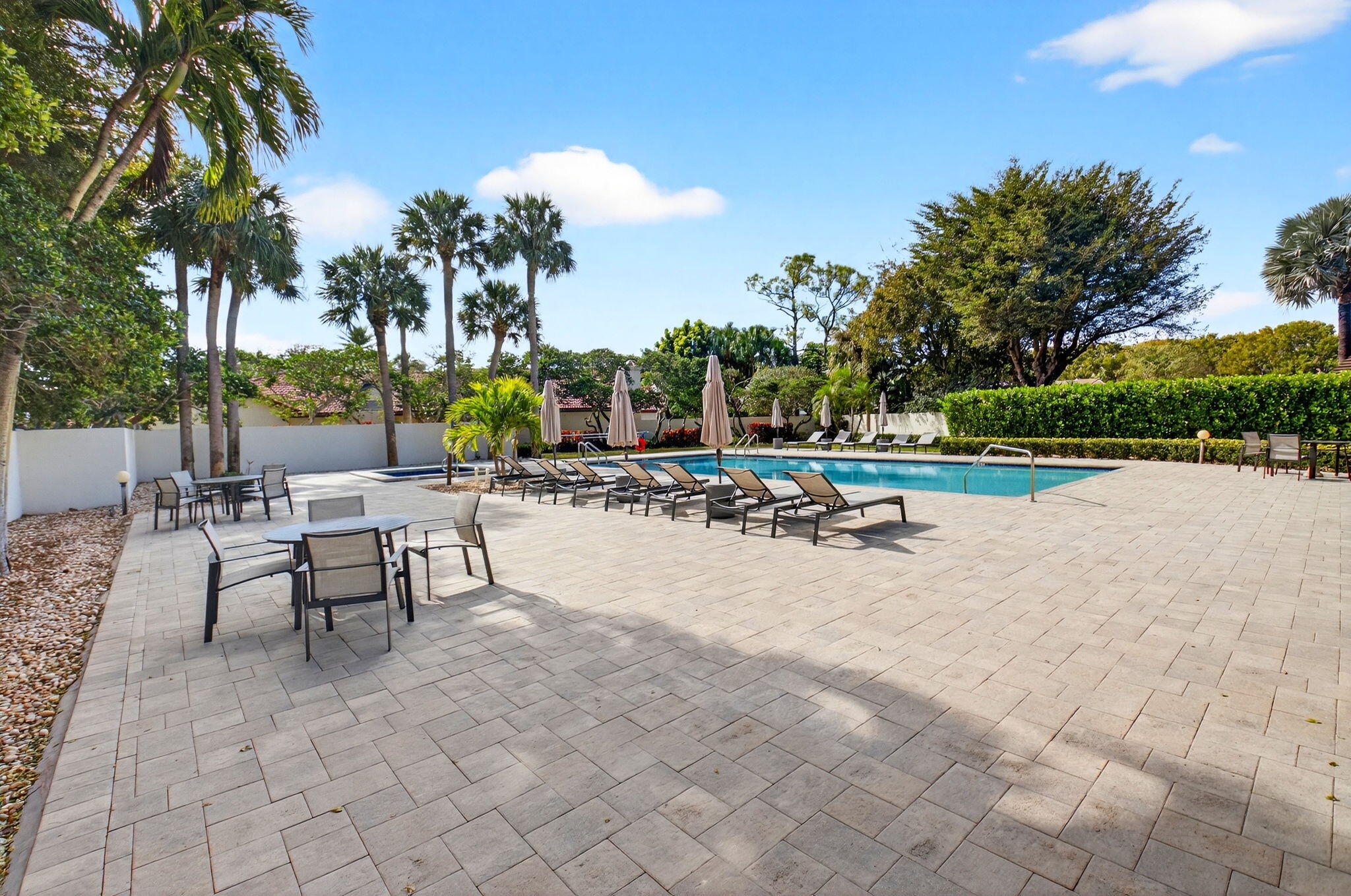 TOWN PLACE CLUB VILLAS - Residential