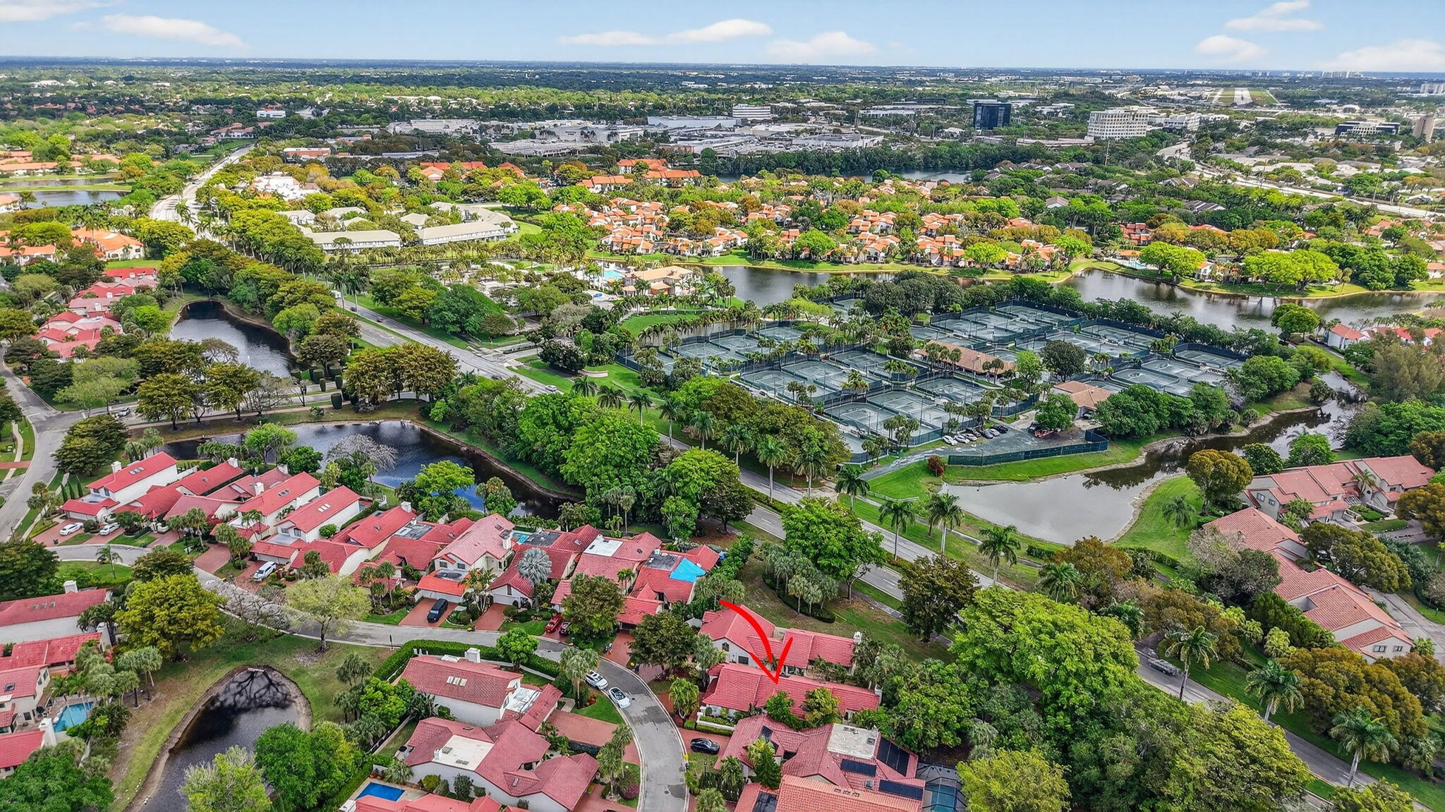 TOWN PLACE CLUB VILLAS - Residential