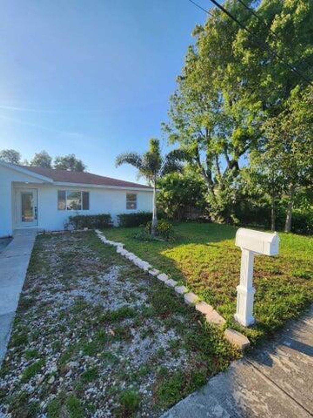 Photo of 505 NE 3rd Avenue, Delray Beach, FL 33444 (MLS # R11110208)