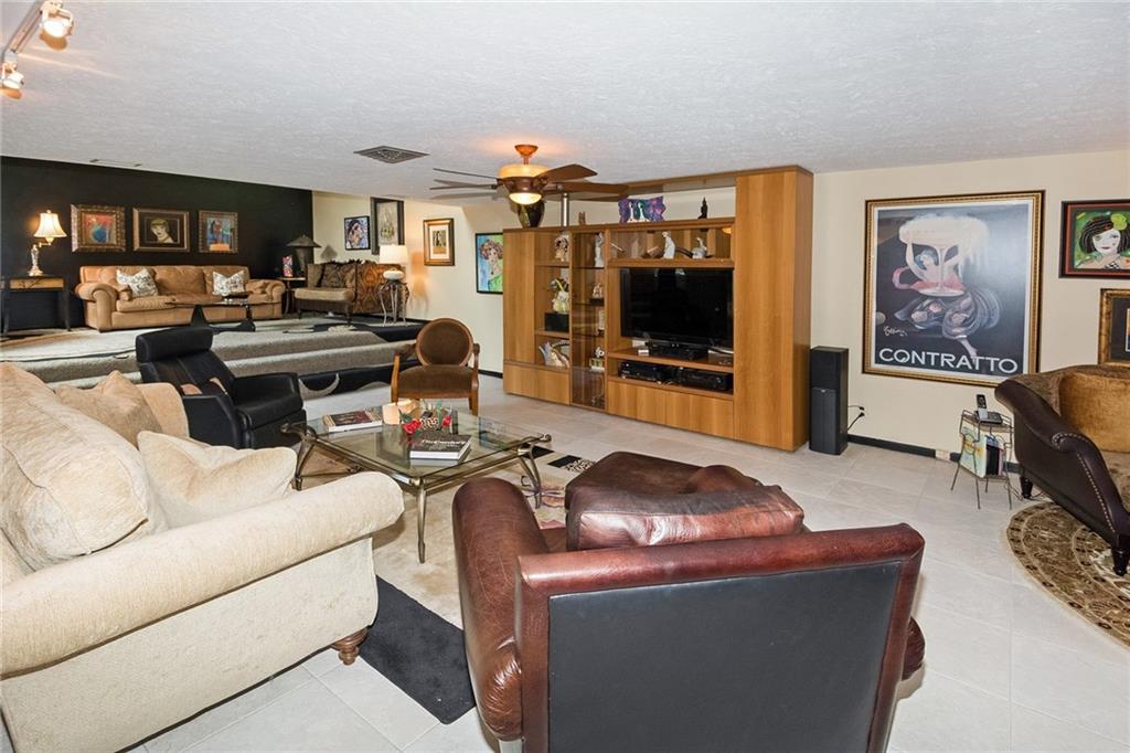 Jacaranda Country Cl - Residential