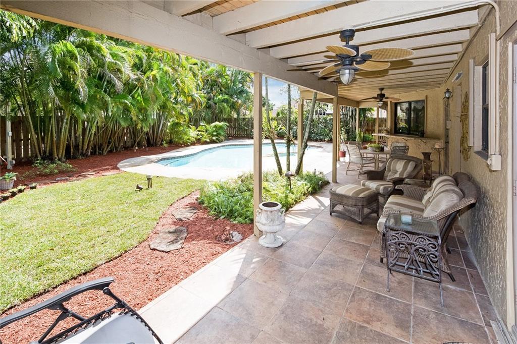 Jacaranda Country Cl - Residential