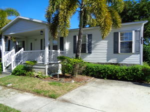 SANDALFOOT COVE SEC ONE - Residential