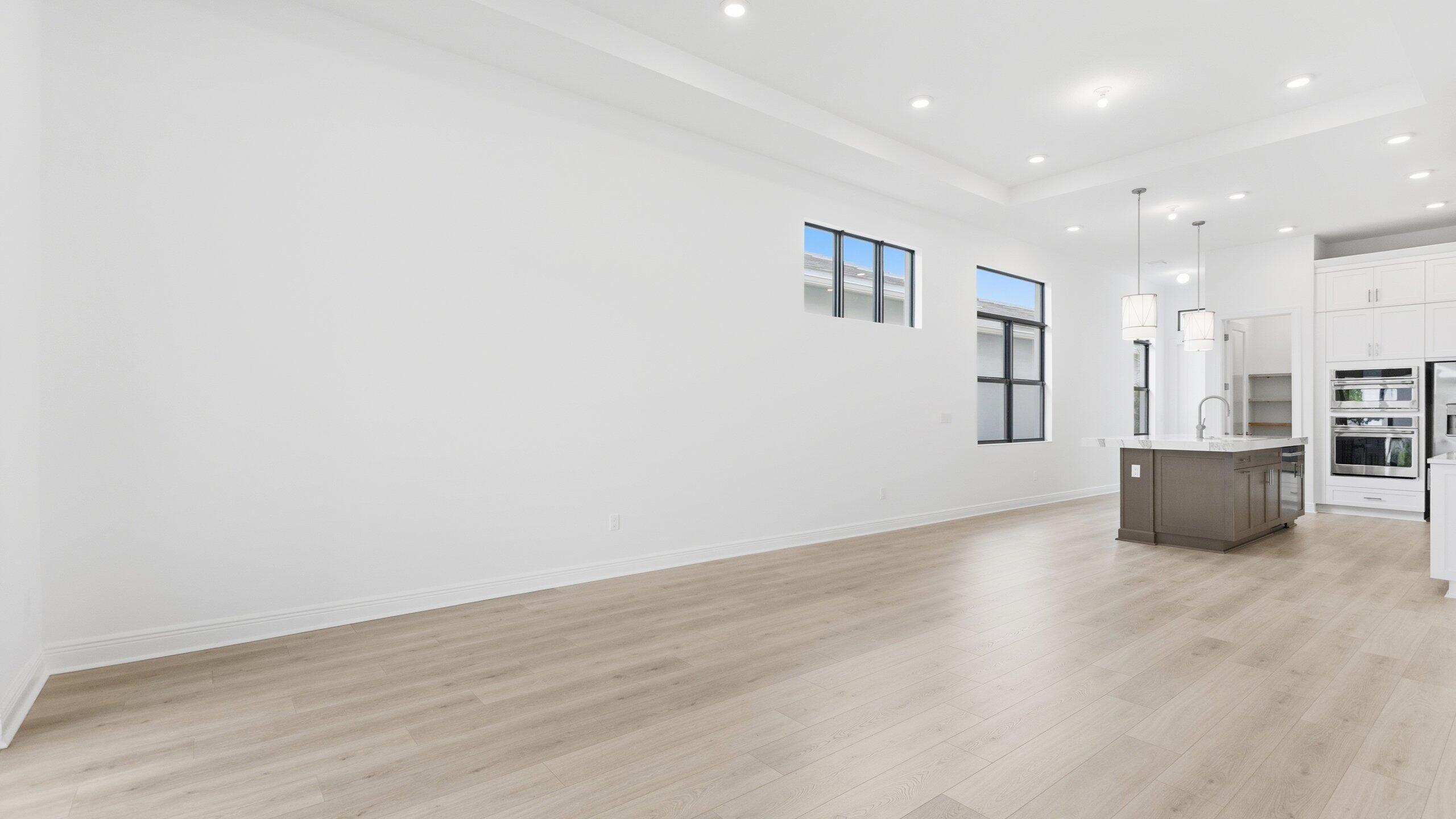 CRESSWIND PALM BEACH - Residential