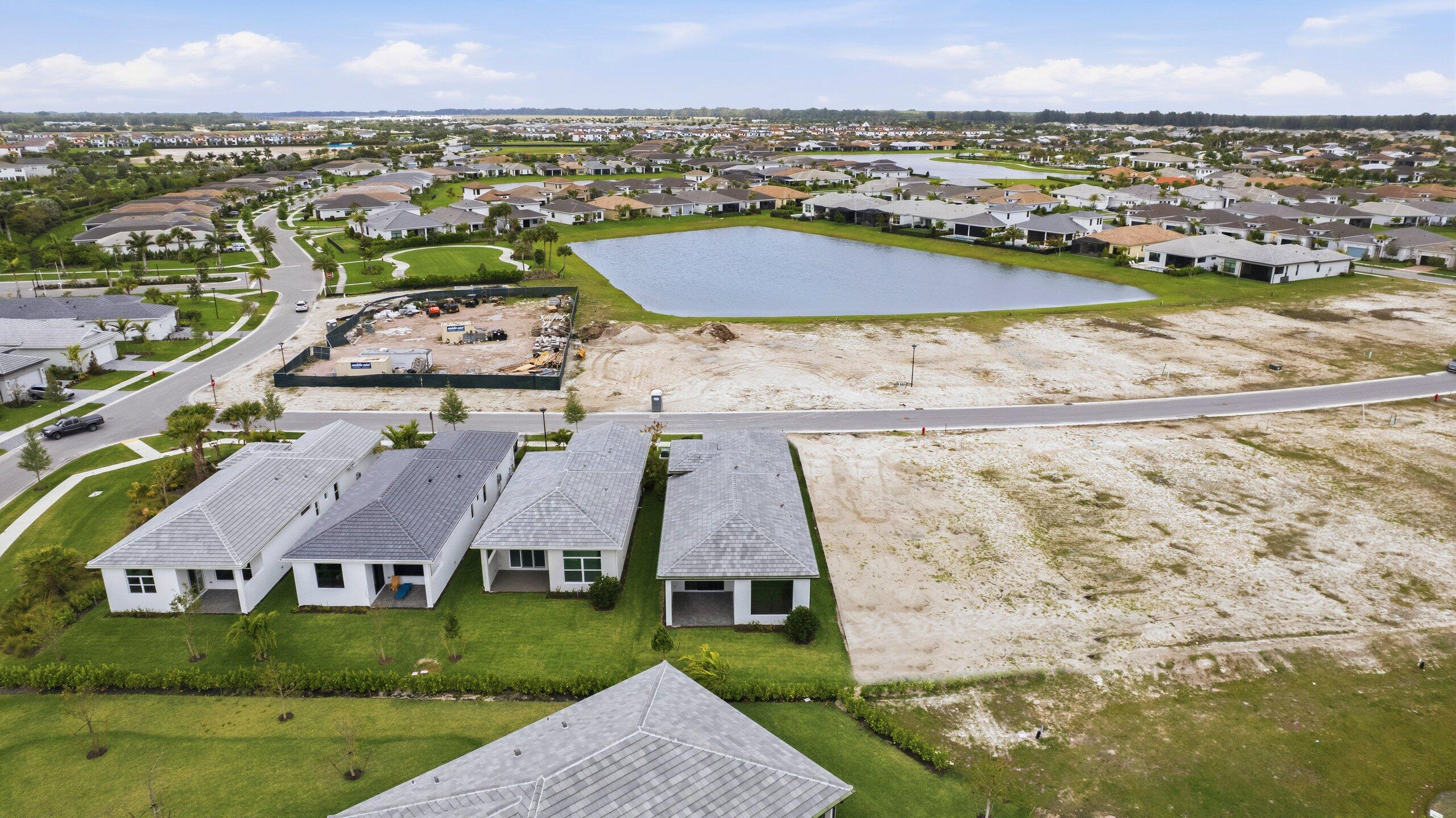 CRESSWIND PALM BEACH - Residential