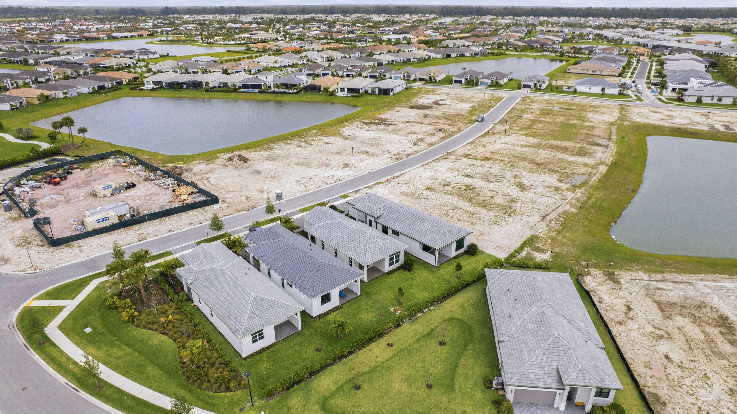 CRESSWIND PALM BEACH - Residential