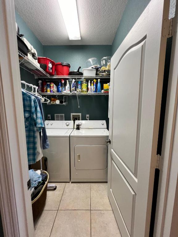 VICTORIA GROVES - Residential Lease