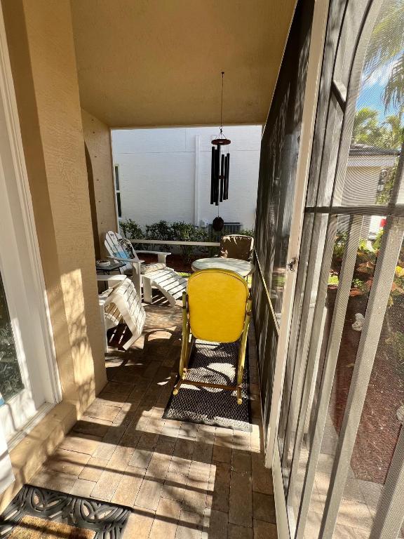 VICTORIA GROVES - Residential Lease