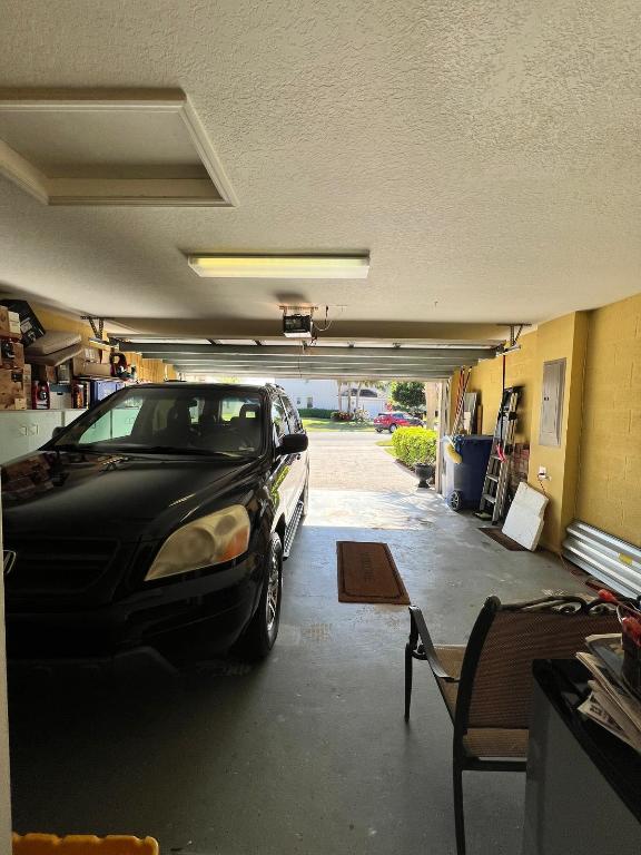 VICTORIA GROVES - Residential Lease