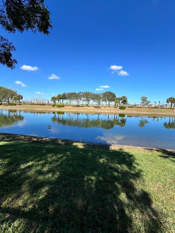 VICTORIA GROVES - Residential Lease