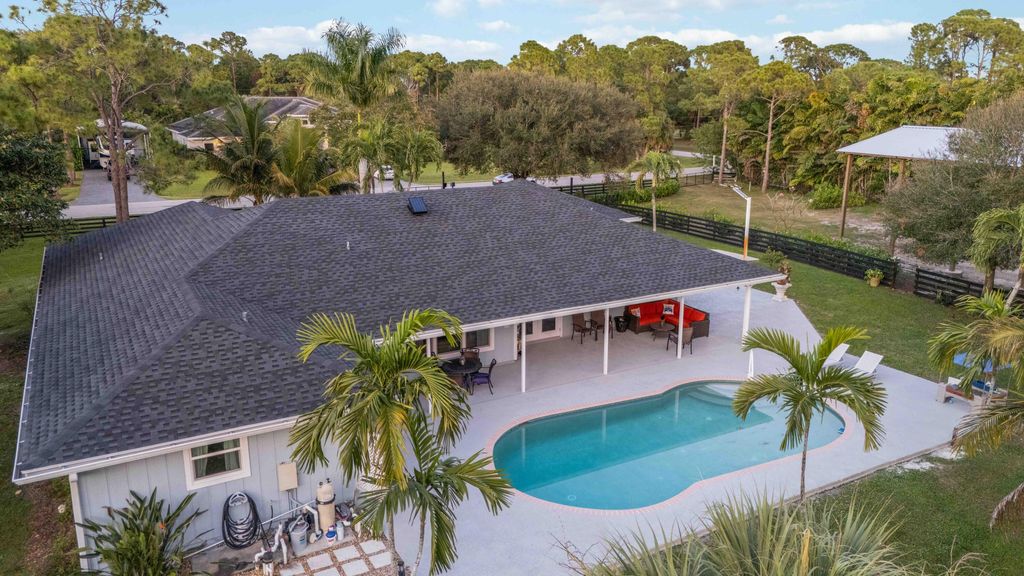 Photo of 6578 146th Road N, Palm Beach Gardens, FL 33418 (MLS # R11146543)