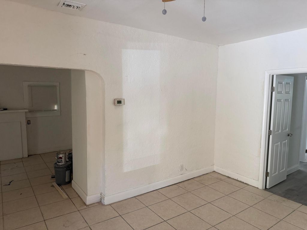 Photo of 326 N 14th Street, Fort Pierce, FL 34950 (MLS # F10555001)