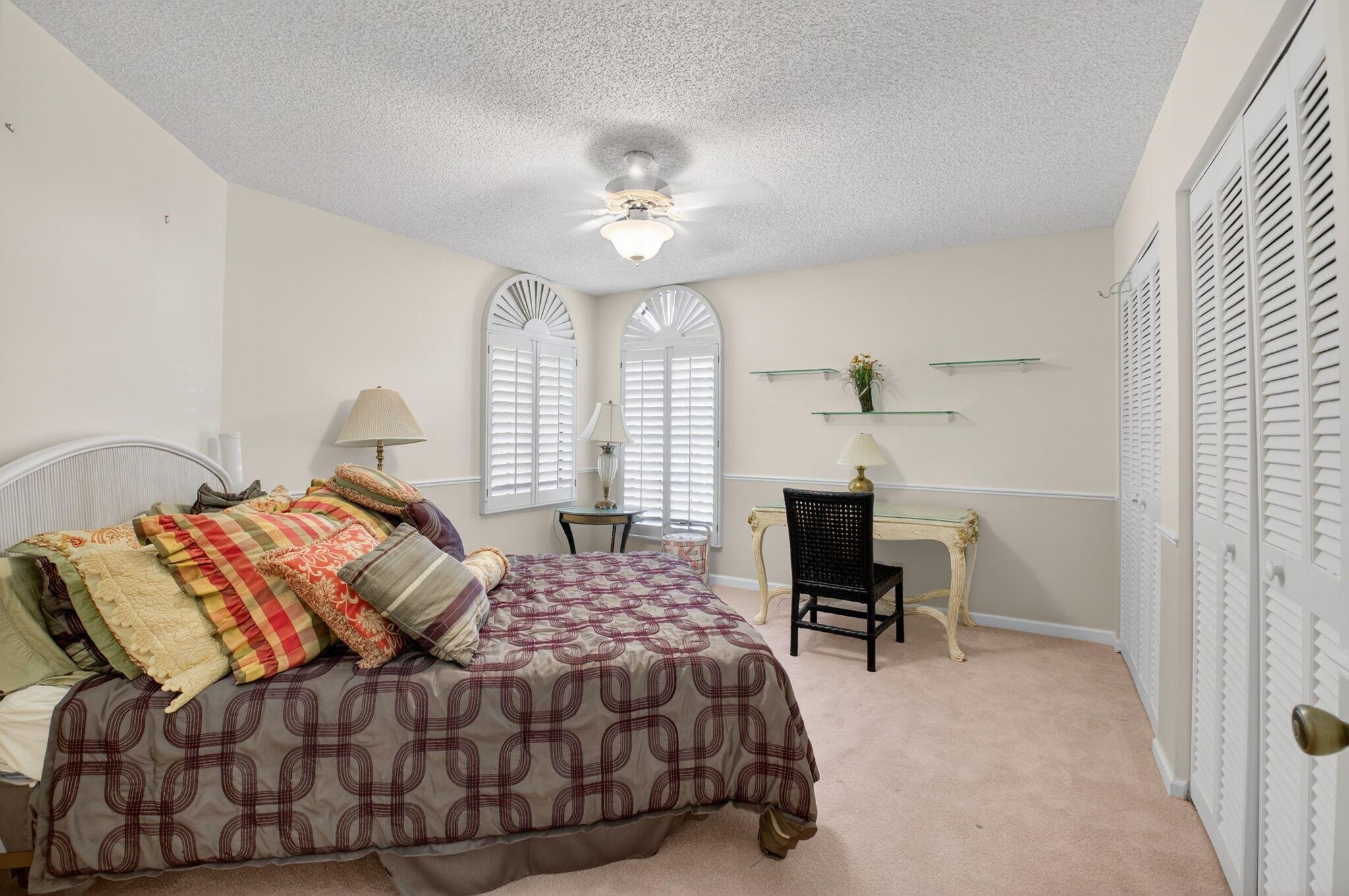 OAK RUN OF ARVIDA COUNTRY - Residential