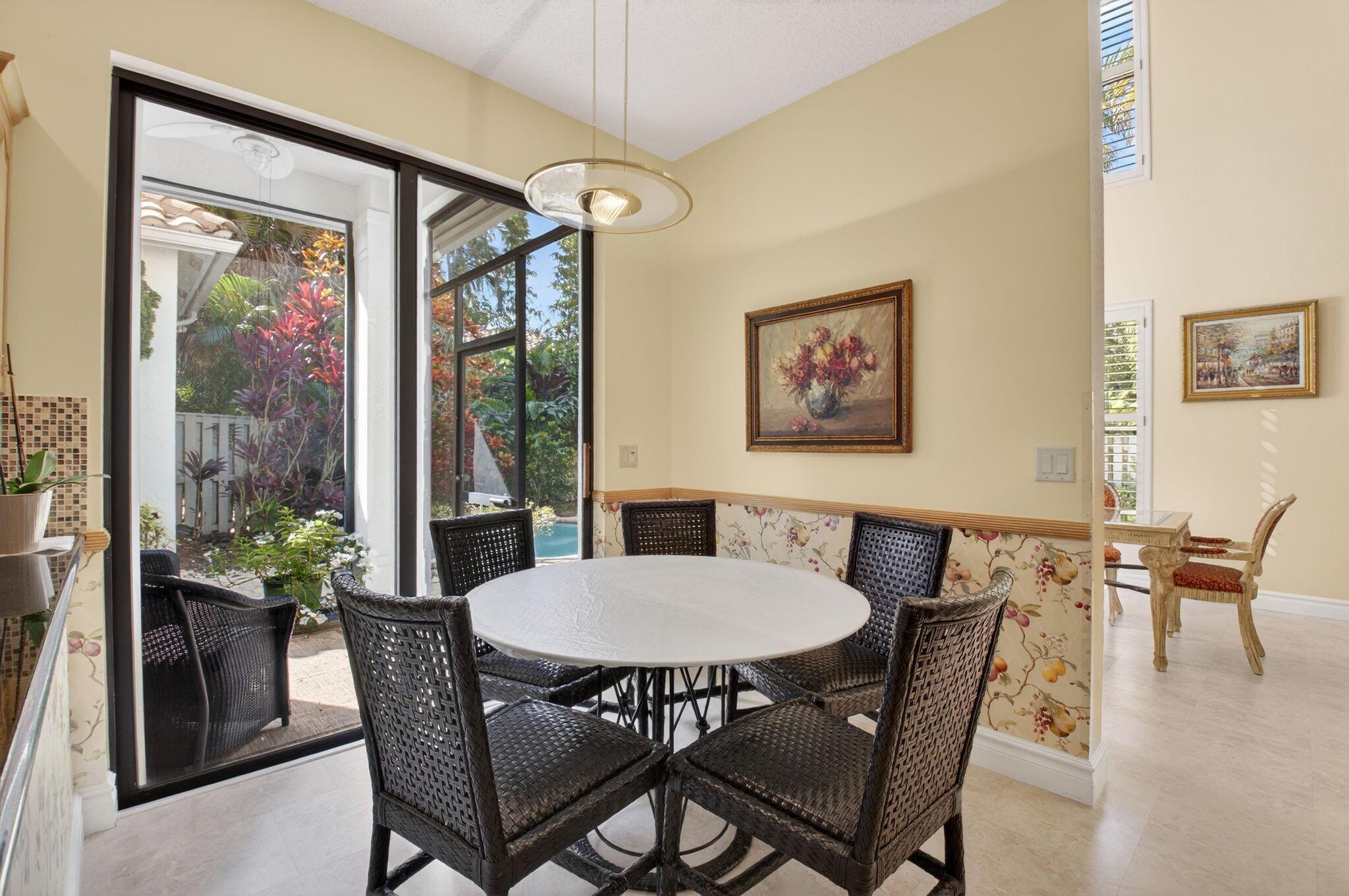 OAK RUN OF ARVIDA COUNTRY - Residential