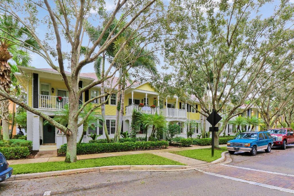 Photo of 2969 E Community Drive, Jupiter, FL 33458 (MLS # R10927608)