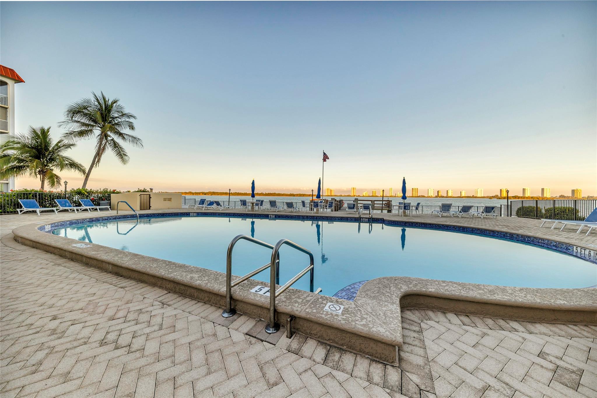100 Paradise Harbour Blvd 502