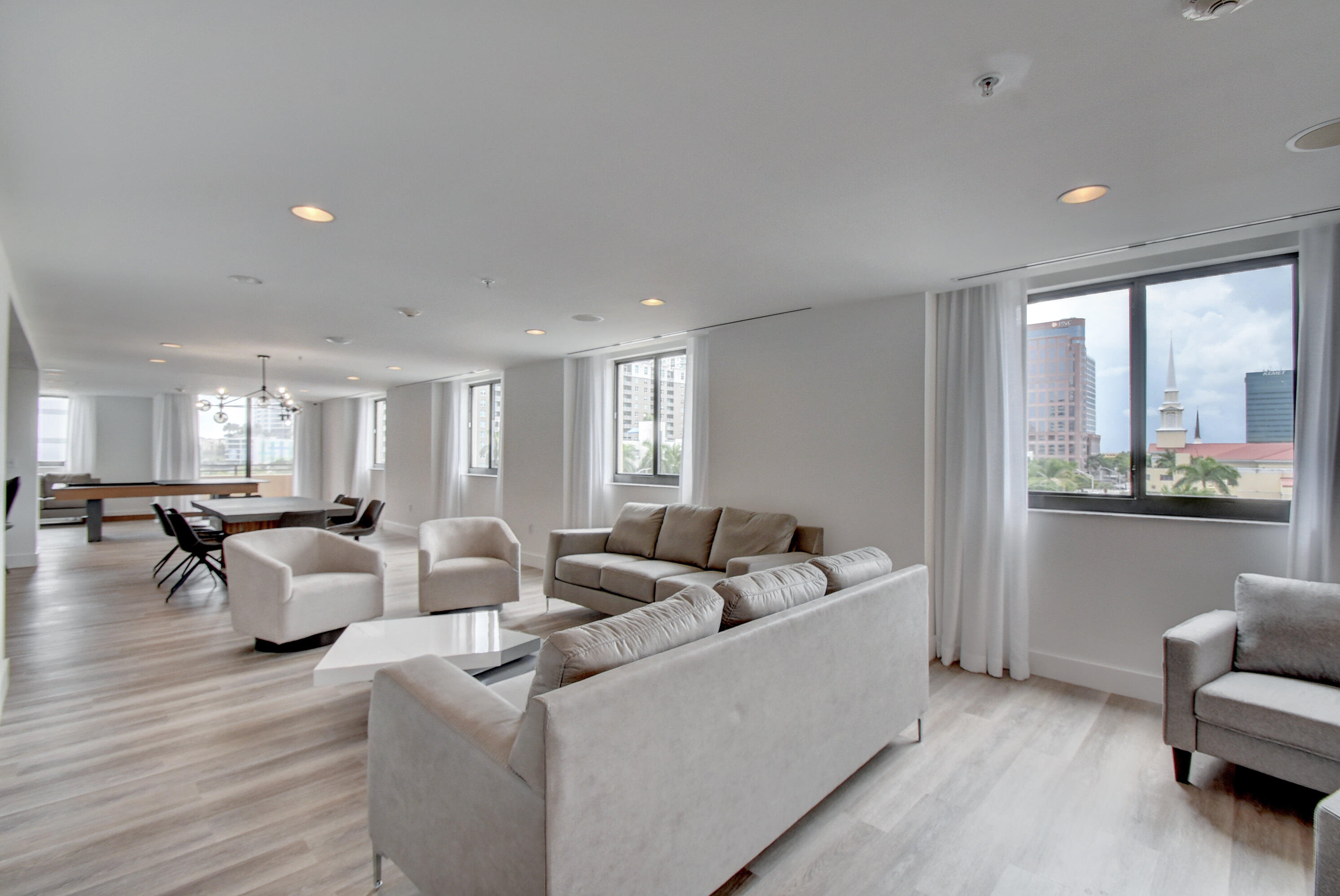 WAVERLY AT LAS OLAS CONDO - Residential