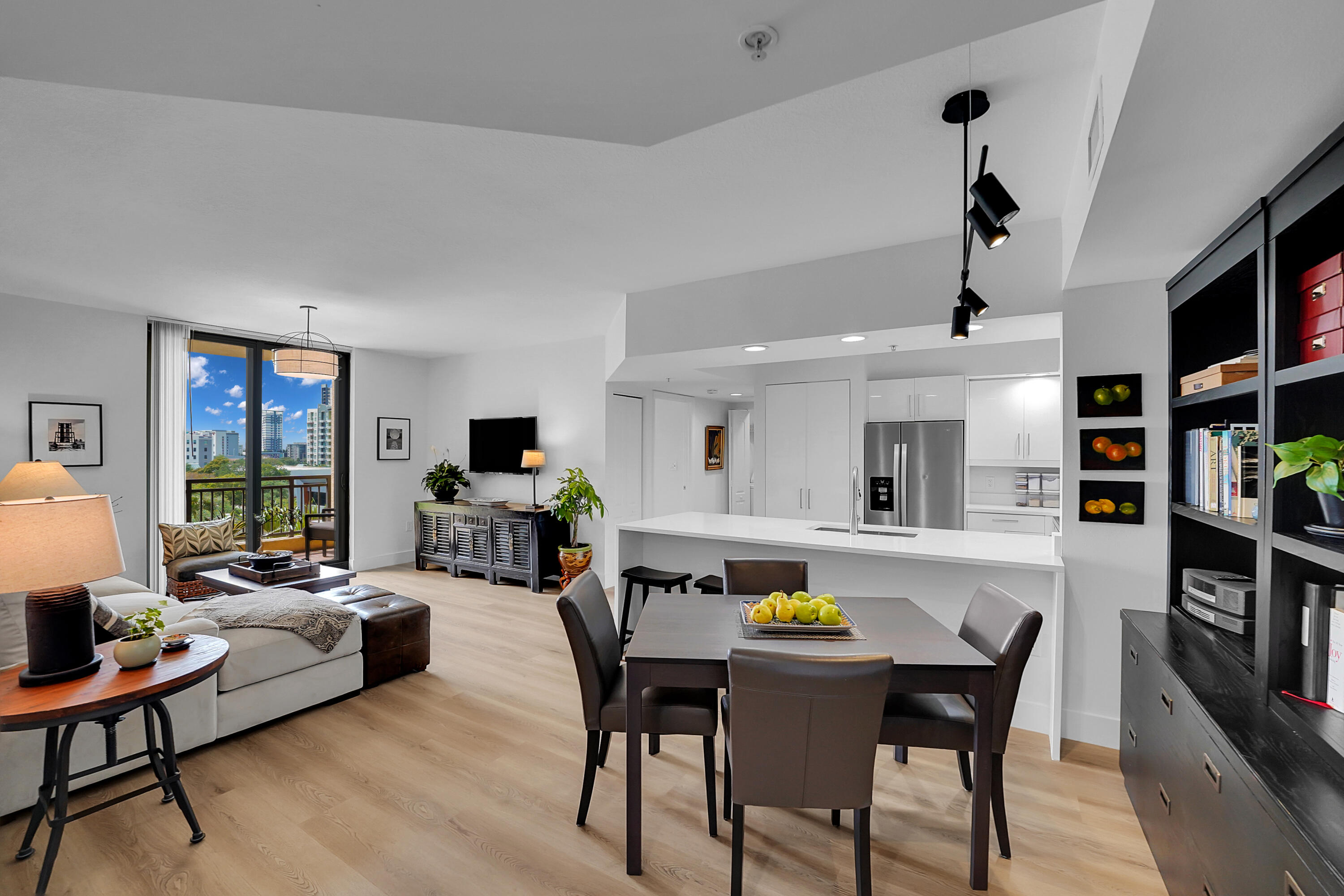 WAVERLY AT LAS OLAS CONDO - Residential