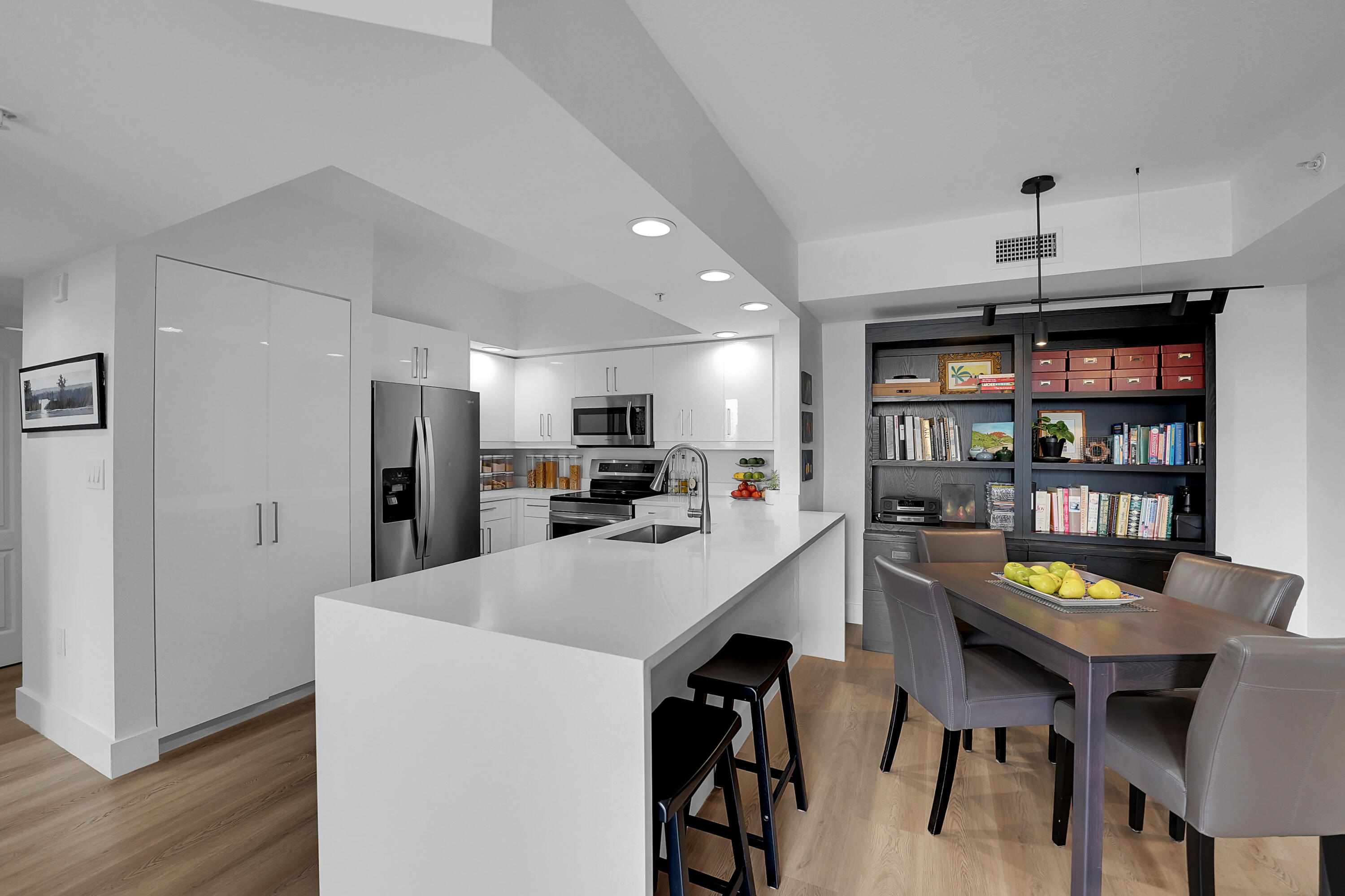 WAVERLY AT LAS OLAS CONDO - Residential