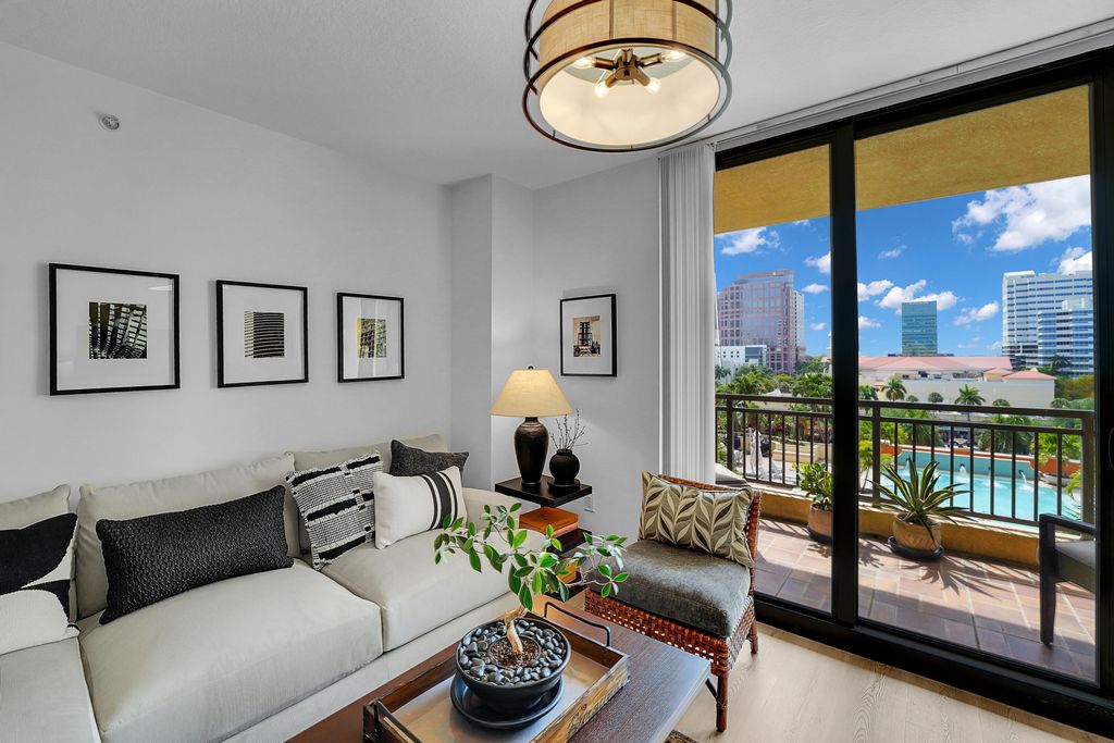 Photo of 100 N Federal Highway #719, Fort Lauderdale, FL 33301 (MLS # B26010743)