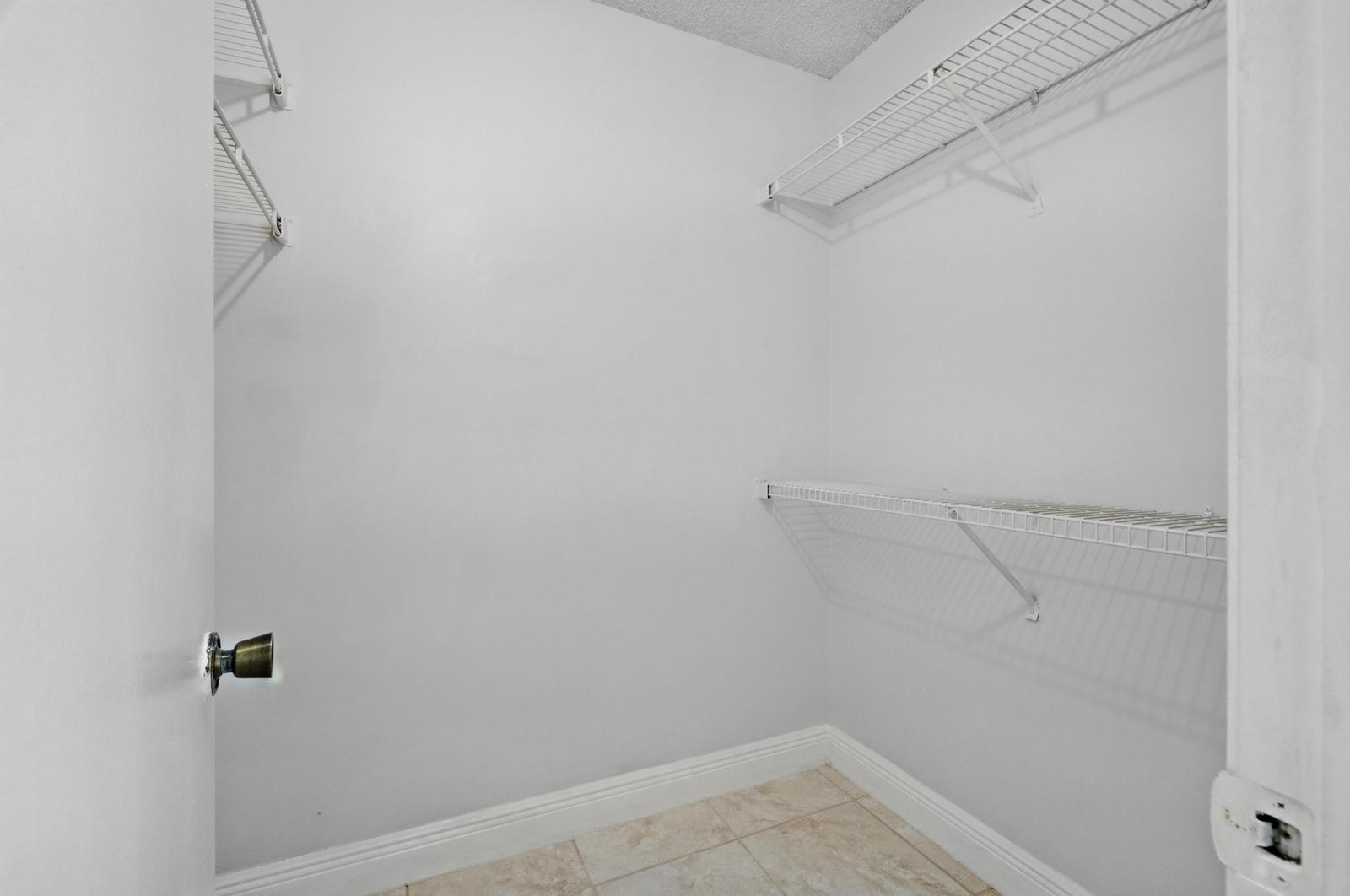 PALM AIRE GARDENS CONDO - Residential Lease