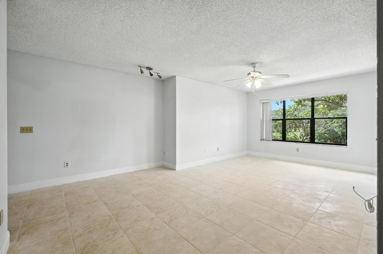 PALM AIRE GARDENS CONDO - Residential Lease