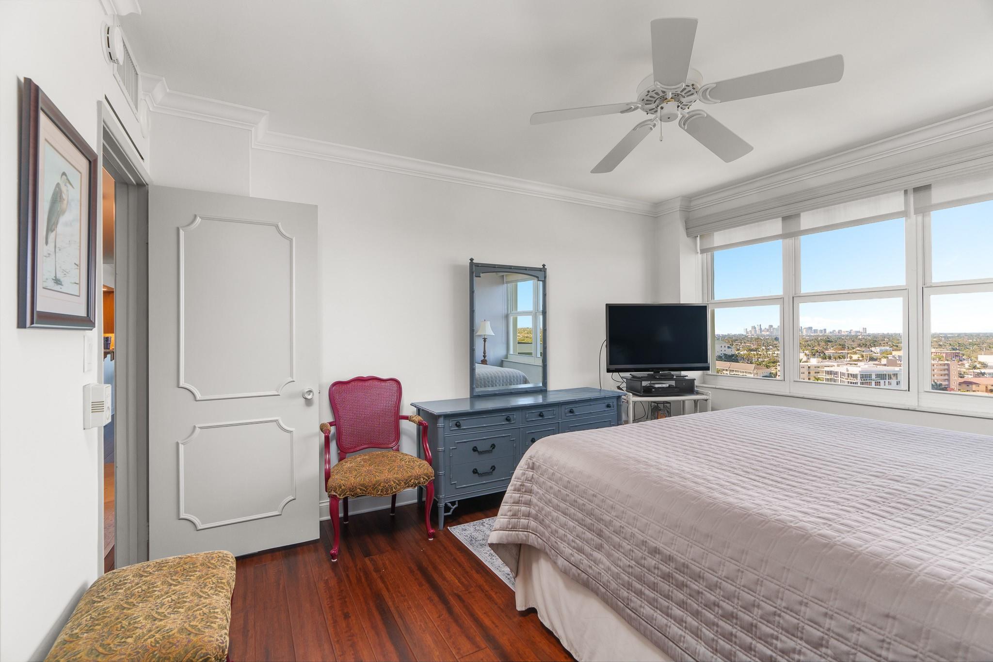 Coral Ridge Towers North - Residential