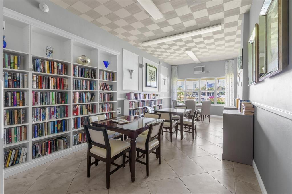 Coral Ridge Towers North - Residential