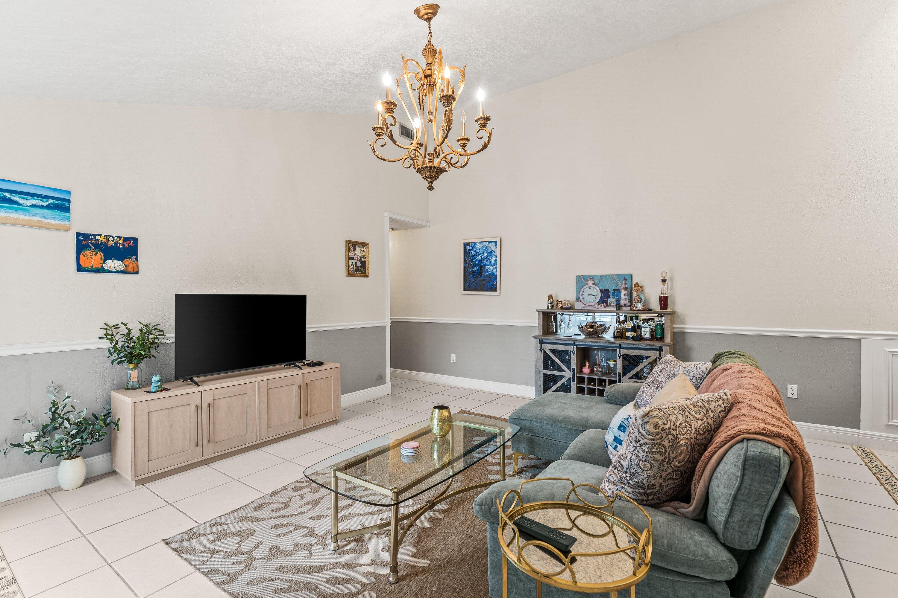 5789 Golden Eagle Circle