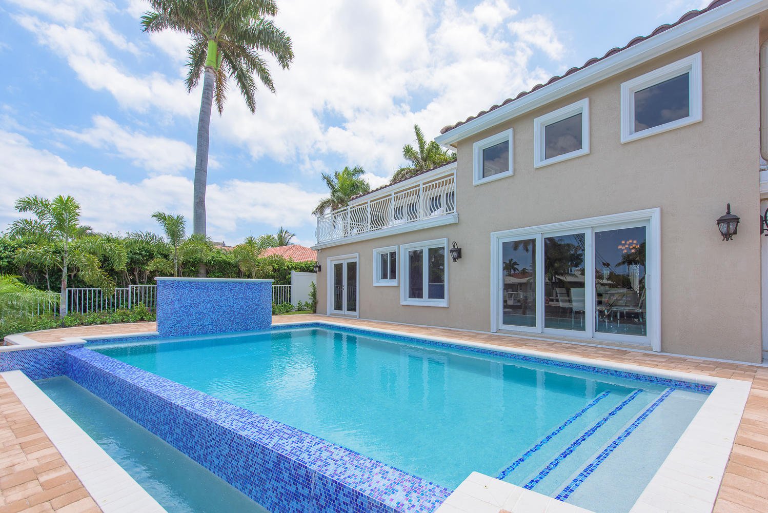 SANTA BARBARA SHORES - Residential