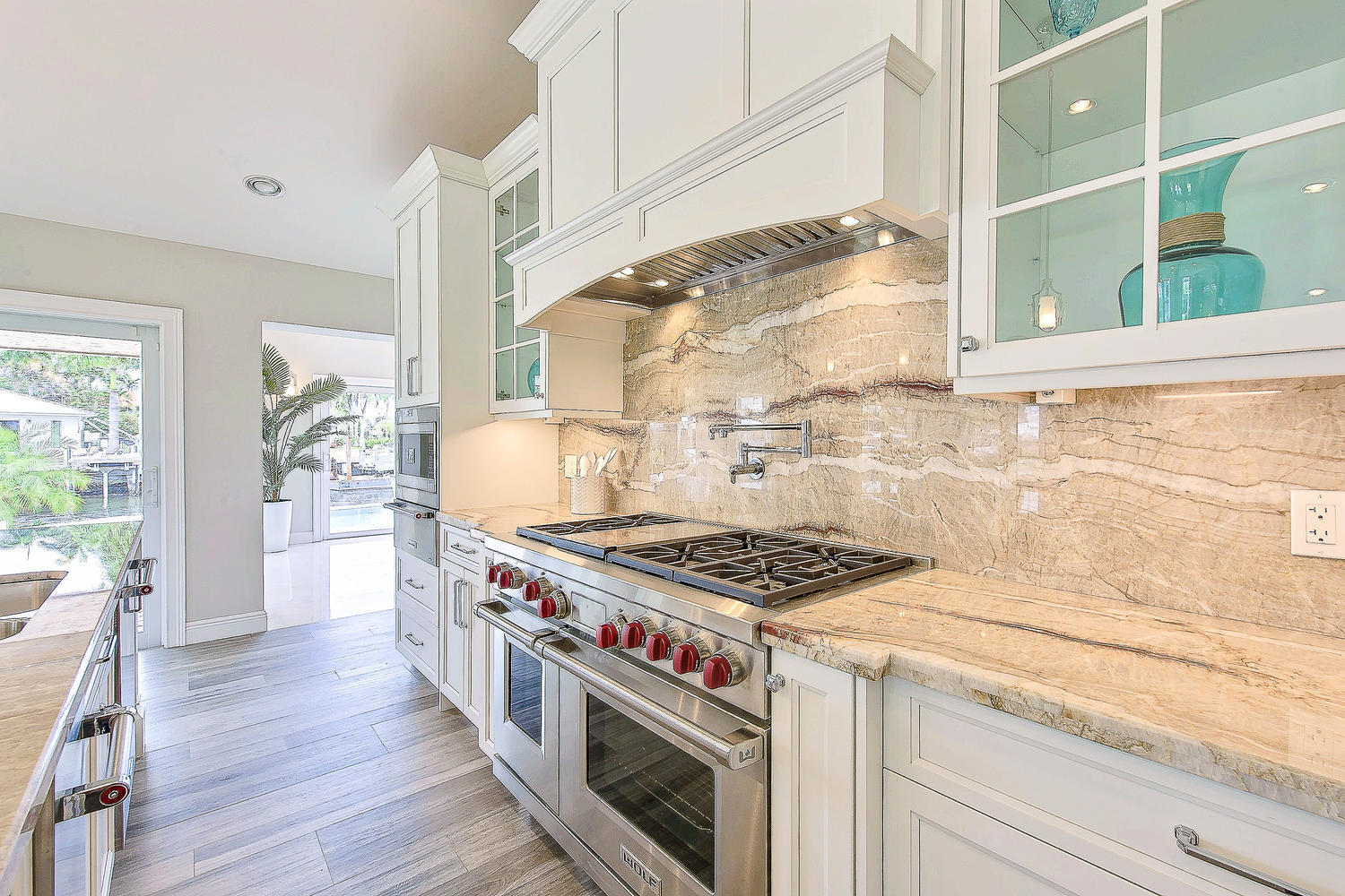 SANTA BARBARA SHORES - Residential