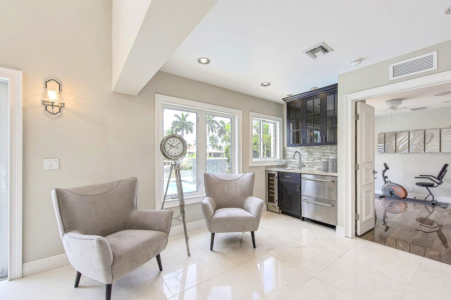 SANTA BARBARA SHORES - Residential