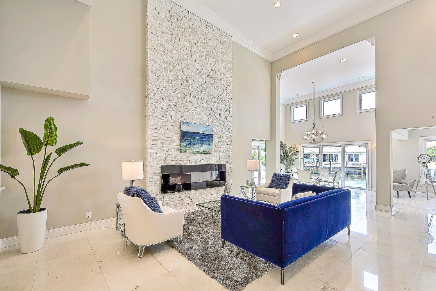 SANTA BARBARA SHORES - Residential