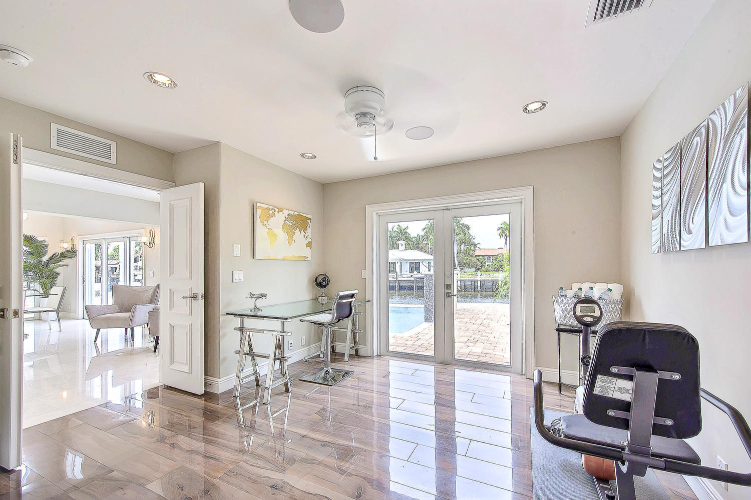 SANTA BARBARA SHORES - Residential