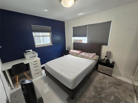 Tiny photo for 2340 NE 8th Avenue, Pompano Beach, FL 33064 (MLS # B26089958)