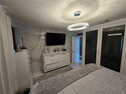 Tiny photo for 2340 NE 8th Avenue, Pompano Beach, FL 33064 (MLS # B26089958)